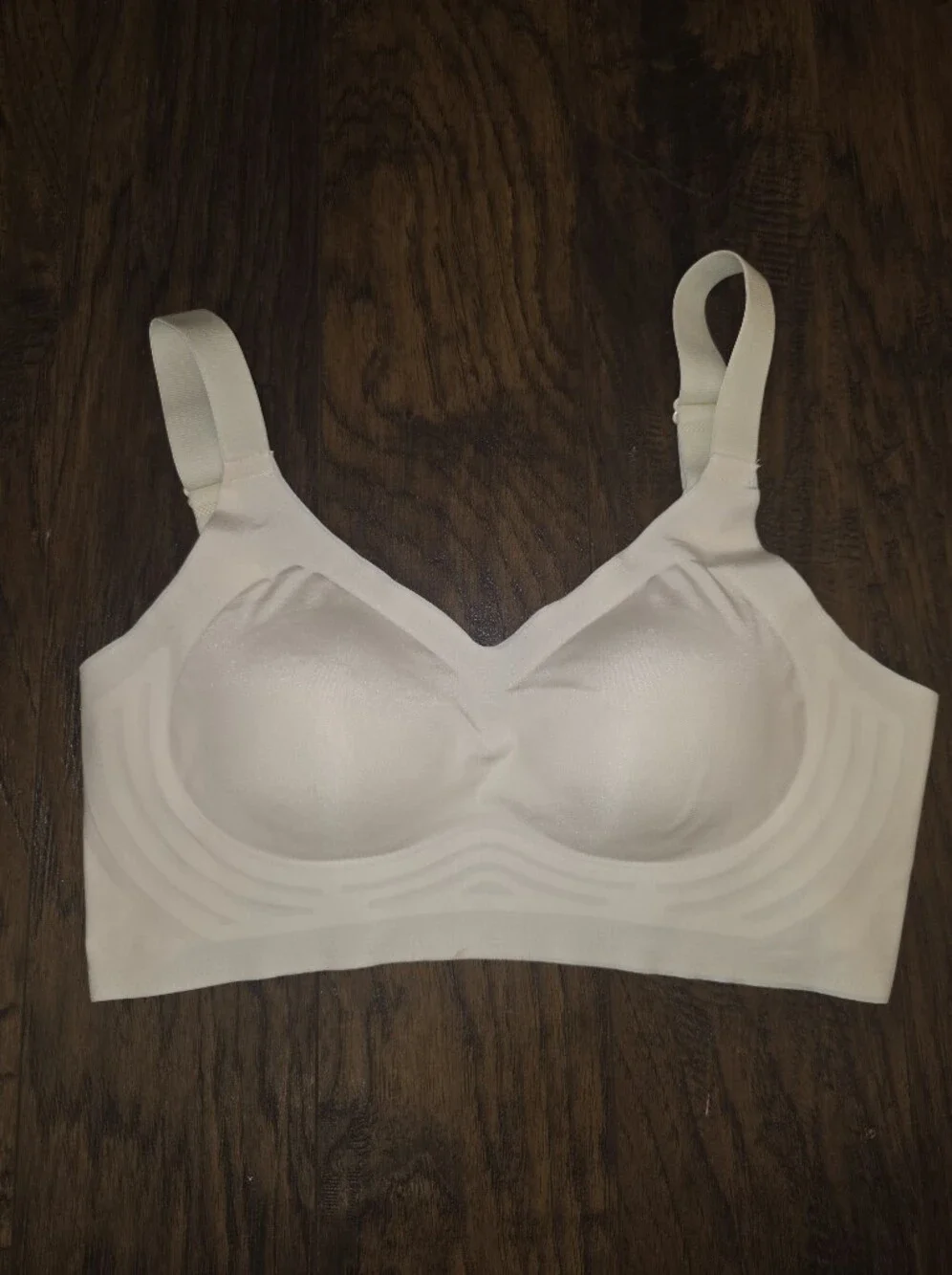 Wireless Cream Seamless Support Bra with Light Molding